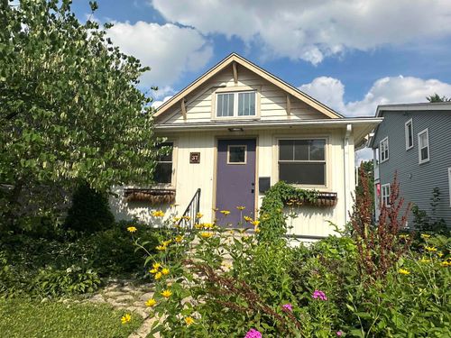 37 Corry St, Madison, WI, 53704-5404 | Card Image