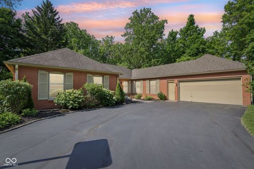 7029 Kingswood Cir, Indianapolis, IN, 46256-2910 | Card Image