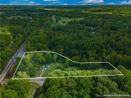 6940 Highway 135 Ne, New Salisbury, IN, 47161-7809 | Card Image