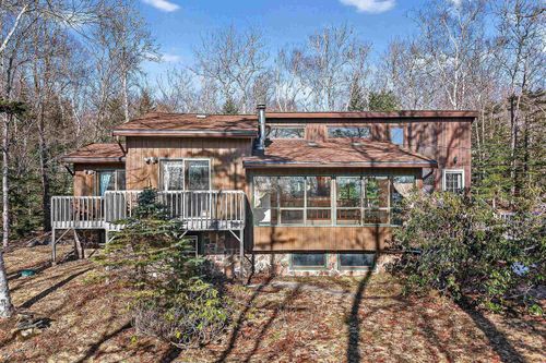 122 Windsor Dr, Stillwater Lake, NS, B3Z1G5 | Card Image