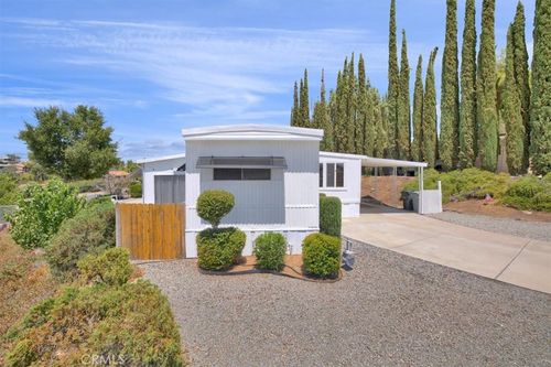 22780 Skylink Dr, Canyon Lake, CA, 92587-8949 | Card Image