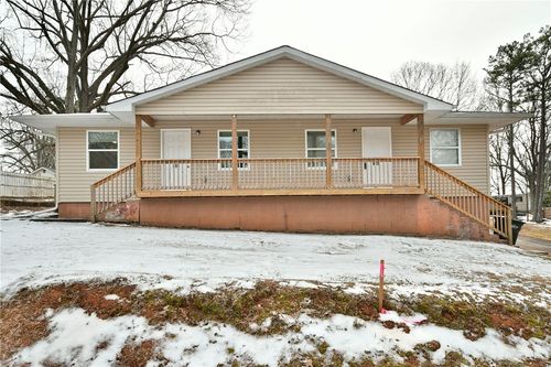 613 W 4th Avenue, Easley, SC, 29640 | Card Image