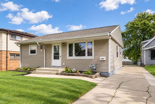 2556 S 69th Street, Milwaukee, WI, 53219 | Card Image