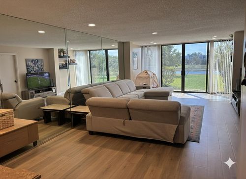 107-4278 Deste Ct, Lake Worth, FL, 33467-4310 | Card Image