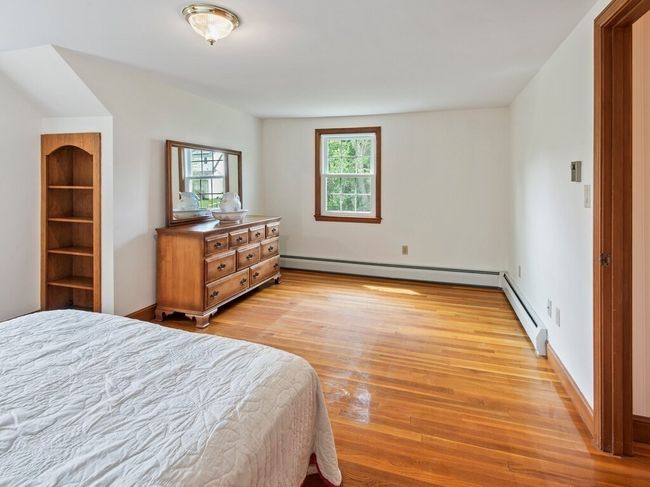 32 Westview Dr, House other with 3 bedrooms, 2 bathrooms and 6 parking in Sutton MA | Image 24