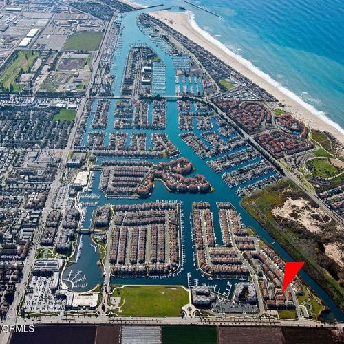 1232 Bayside Cir, Oxnard, CA, 93035 | Card Image