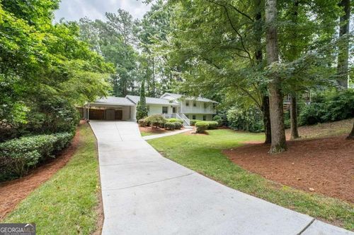 90 Angus Trl, Sandy Springs, GA, 30328-3030 | Card Image