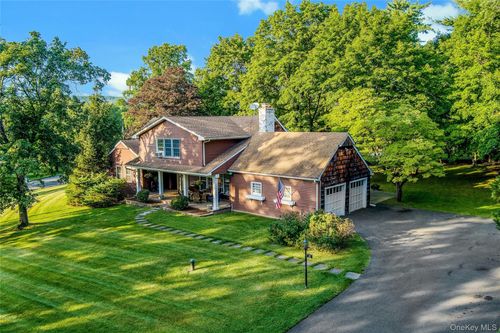 10 Linda Dr, Suffern, NY, 10901-3004 | Card Image