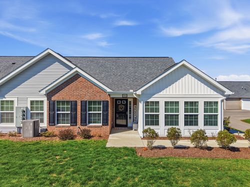 1042 Forest Oaks Dr, Butler, PA, 16001-7710 | Card Image