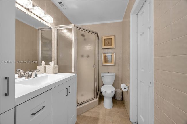 2325 Alhambra Cir, House other with 4 bedrooms, 3 bathrooms and null parking in Coral Gables FL | Image 21