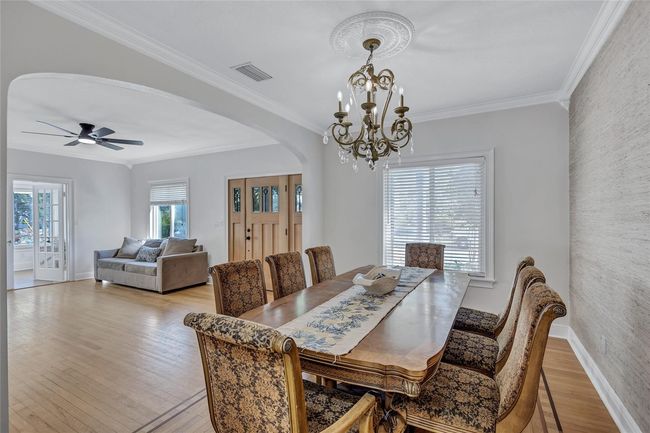 737 25 Th Ave N, House other with 4 bedrooms, 3 bathrooms and null parking in ST PETERSBURG FL | Image 7