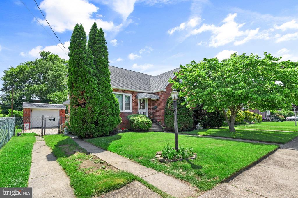 Residential in PHILADELPHIA 3