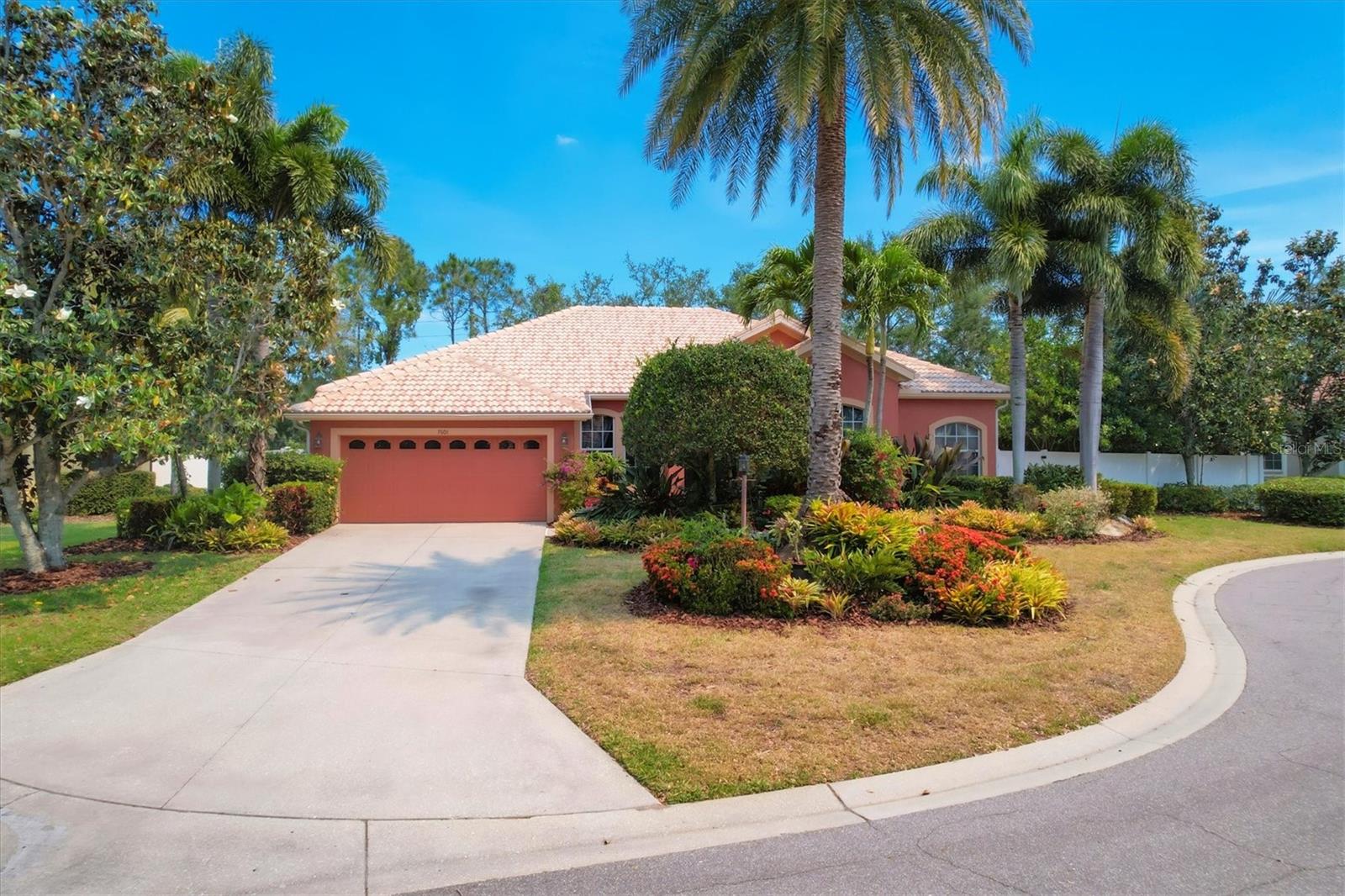 Palmer Glen Cir, Sarasota, FL 34240