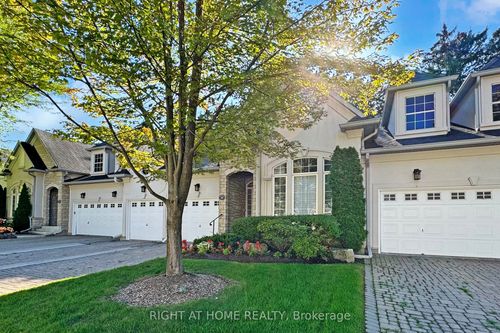 9 Arlington Way, Thornhill, ON, L3T7W9 | Card Image