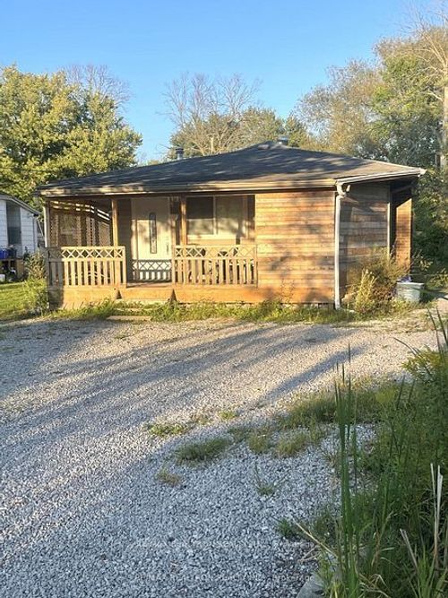 815 Lagoon Dr, Willow Beach, ON, L0E1S0 | Card Image