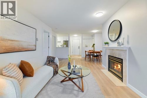 313-855 W 16th St, North Vancouver, BC, V7P1R2 | Card Image