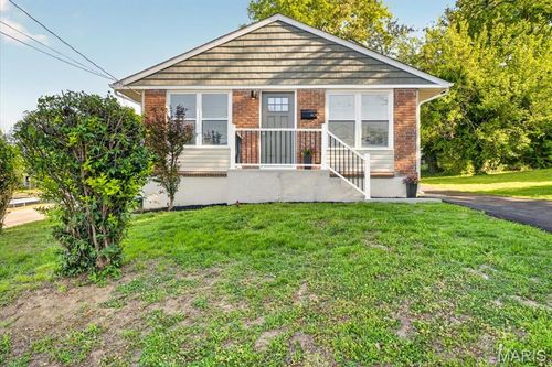 401 Meacham St, Saint Louis, MO, 63122-7324 | Card Image