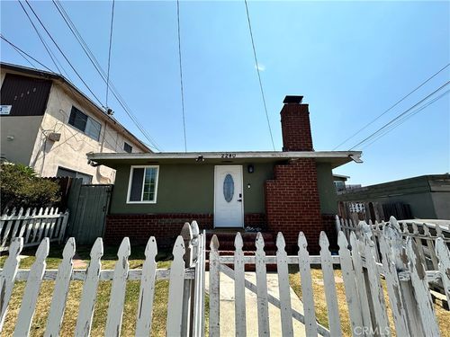 2240 Walnut Ave, Signal Hill, CA, 90755-3620 | Card Image