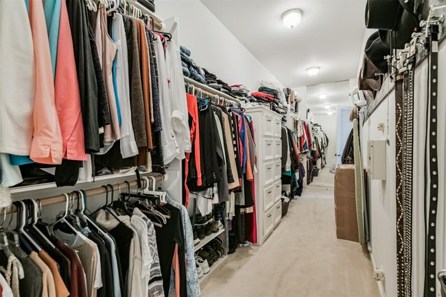 Check out this awesome closet! | Image 24