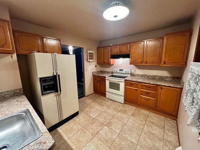 987 Valley View Drive, Home with 3 bedrooms, 2 bathrooms and null parking in RICHLAND CENTER WI | Image 11