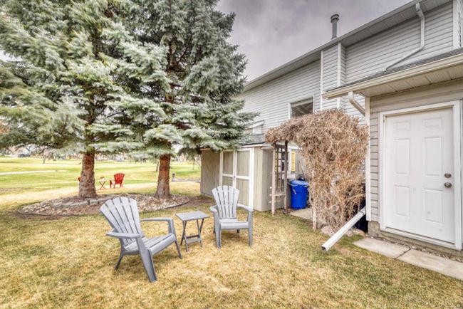 1008 High Glen Bay Nw, Home with 3 bedrooms, 2 bathrooms and 5 parking in High River AB | Image 35