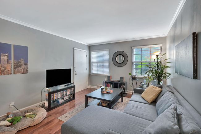 422 Bowling Ave, Condo with 2 bedrooms, 1 bathrooms and 1 parking in Nashville TN | Image 5