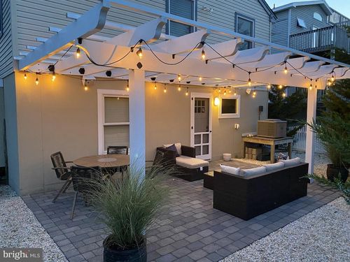 3 W 18th St, Barnegat Light, NJ, 08006-1553 | Card Image