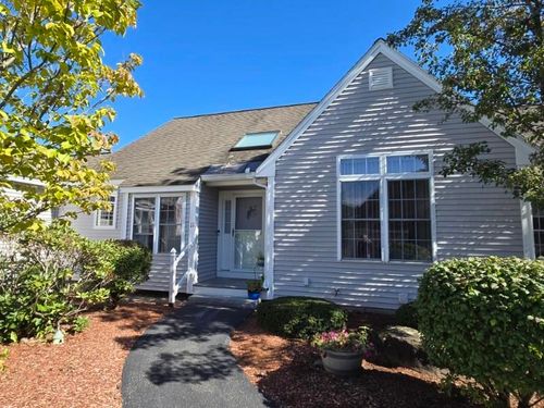 11 Rail Way, Hollis, NH, 03049-8502 | Card Image