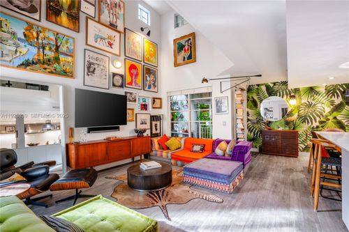 apt-119-125 Jefferson Ave, Miami Beach, FL, 33139-7032 | Card Image