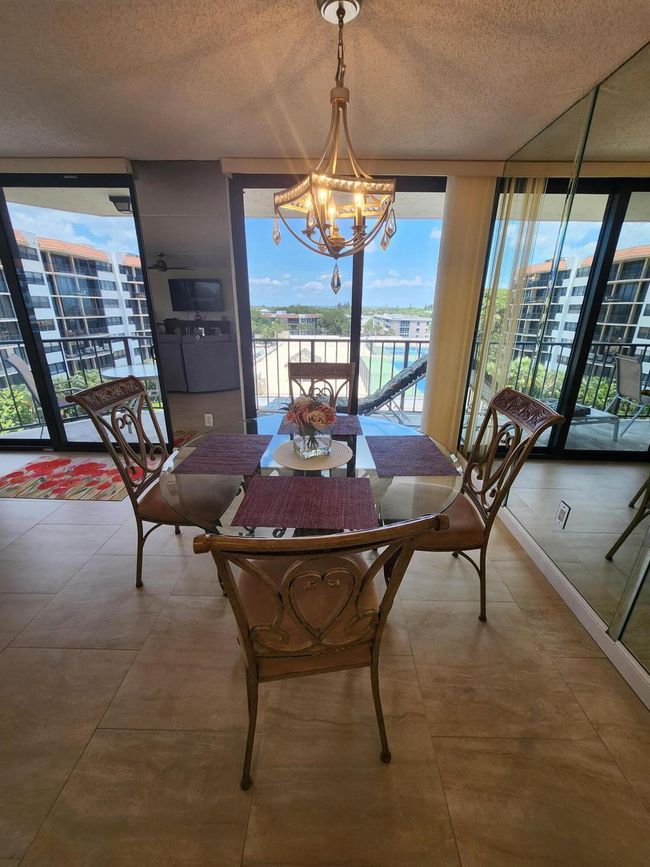 APT-601 - 899 Jeffery St, Condo with 2 bedrooms, 2 bathrooms and null parking in Boca Raton FL | Image 7
