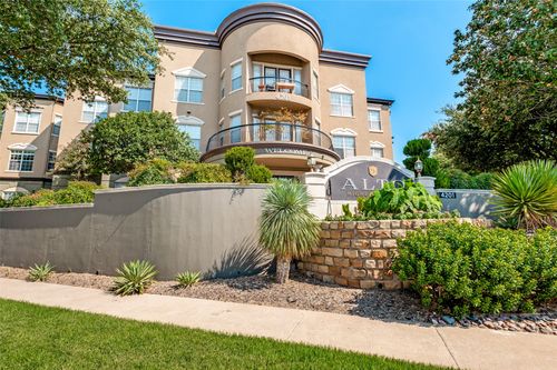 308-4201 Lomo Alto Dr, Dallas, TX, 75219-1515 | Card Image