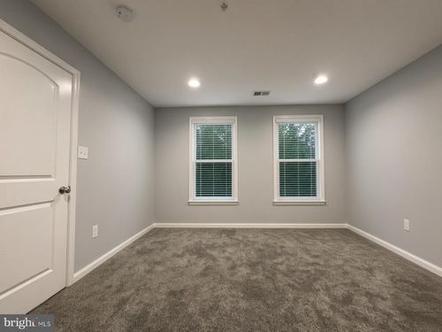 9600 Smithview Pl, GLENARDEN, MD, 20706-1698 | Card Image