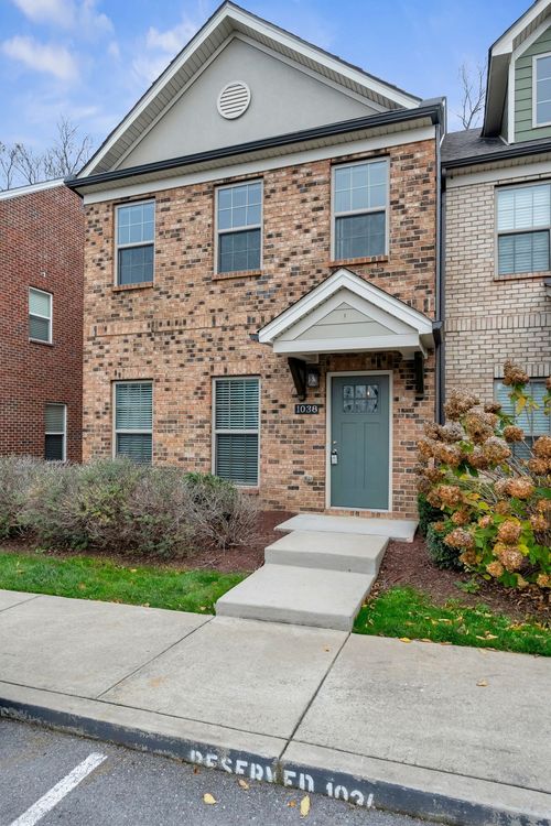 1038 Emery Bay Cir, Hendersonville, TN, 37075-4780 | Card Image