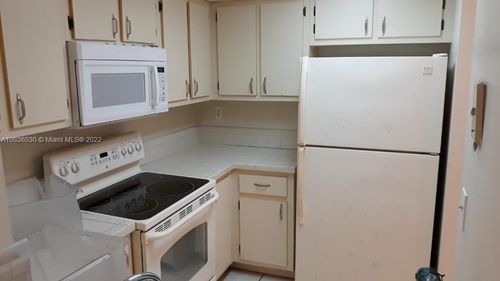apt-209-546 Sw 1st St, Miami, FL, 33130-1392 | Card Image