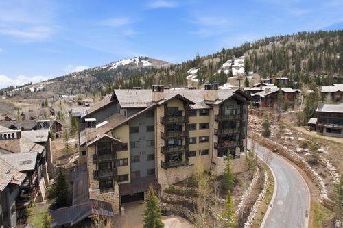 411-8880 Empire Club Dr, Park City, UT, 84060-6102 | Card Image