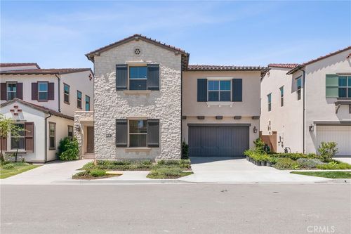 127 Oakstone, Irvine, CA, 92618-3552 | Card Image
