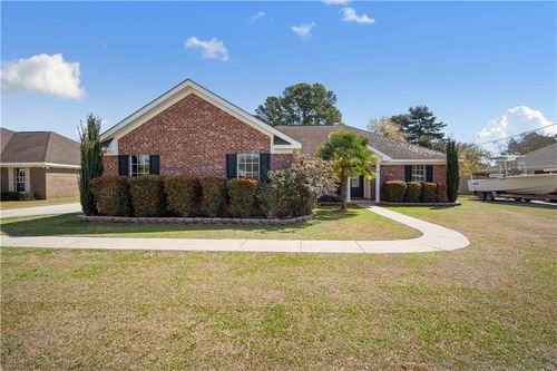 7105 Haleys Way, Theodore, AL, 36582-7318 | Card Image