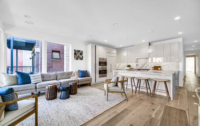 APT-3 - 641 Wrightwood Ave, Home with 3 bedrooms, 3 bathrooms and 1 parking in CHICAGO IL | Image 6