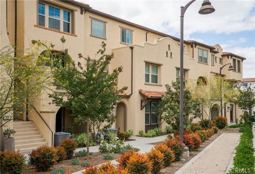 118 High Mdw, Lake Forest, CA, 92610-3038 | Card Image