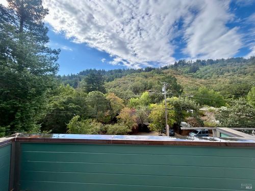 572 Cascade Dr, Fairfax, CA, 94930-2234 | Card Image