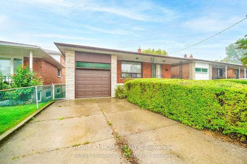 1326 Victoria Park Ave, East York, ON, M4B2L6 | Card Image