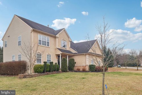 17 Ridgeview Rd, Delran, NJ, 08075-1335 | Card Image