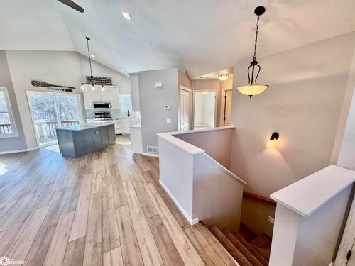 17587 Lakeshore Dr, Moravia, IA, 52571-8603 | Card Image