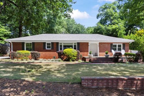 1457 Spruce Dr Se, Smyrna, GA, 30080-5631 | Card Image