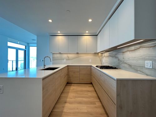 2303-660 Quayside Dr, New Westminster, BC, V3M0P1 | Card Image