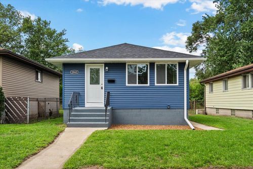 2042 Mississippi St, Gary, IN, 46407-1666 | Card Image