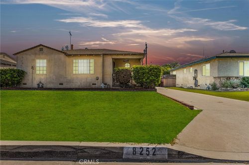 8252 Lankin St, Downey, CA, 90242-3702 | Card Image