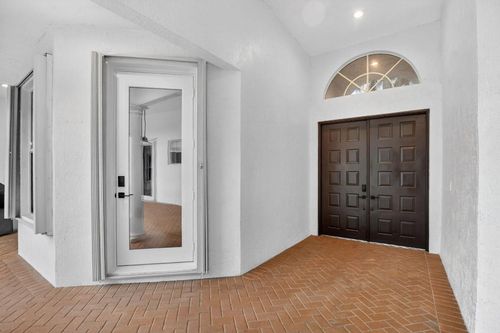 8030 Laurel Ridge Ct, Delray Beach, FL, 33446-9531 | Card Image