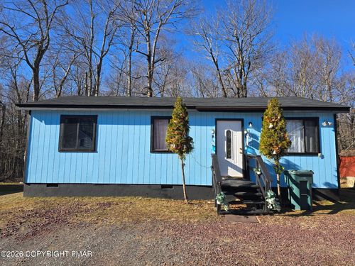 9014 Idlewild Dr, Coolbaugh Twp, PA, 18466-3801 | Card Image