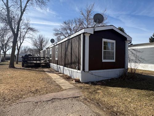 104-600 5th Ave S, Brookings, SD, 57006-5119 | Card Image